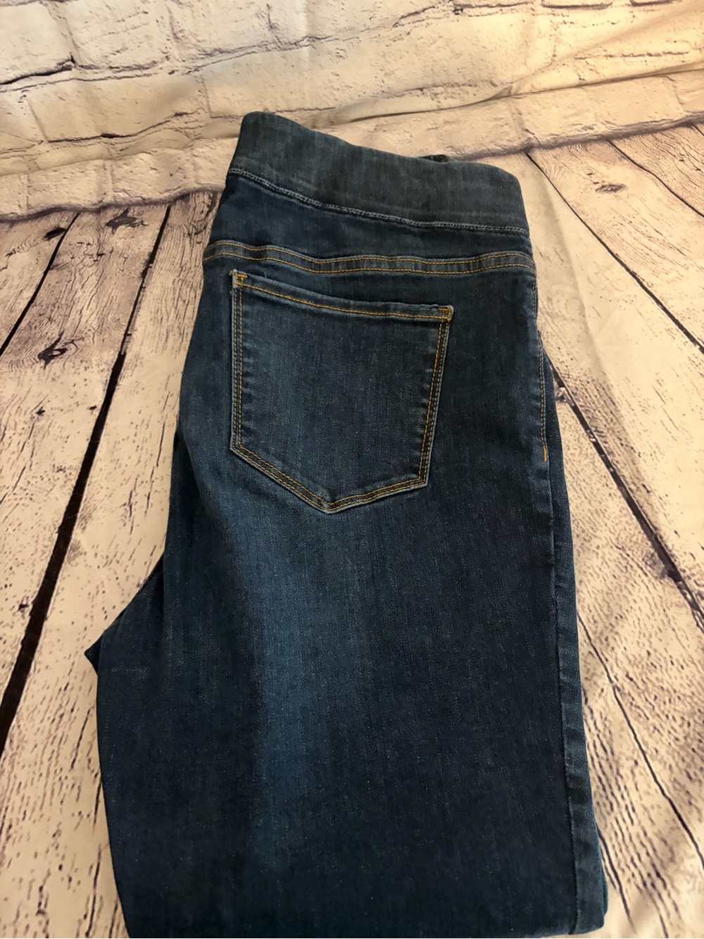 Old Navy Women’s Dark Blue Denim Jeans - Classic Stretch Fit Size 16
